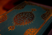 Load image into Gallery viewer, Mehmed Ozçey Handwritten Quran Print
